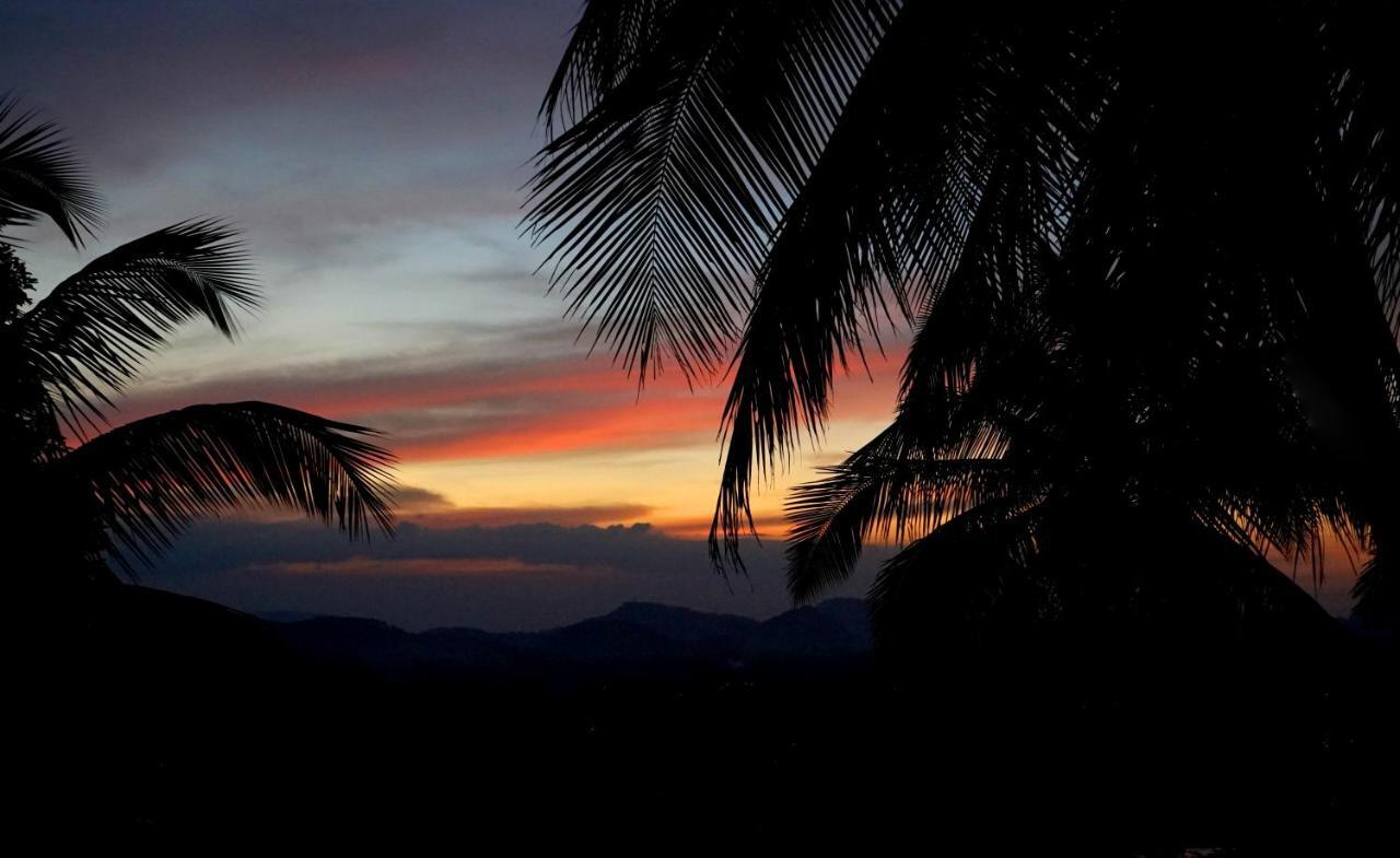 Sunset Hills Διαμέρισμα Κάντι Εξωτερικό φωτογραφία